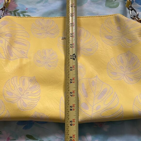 Desigual Handbag with Large Cosmetic Bag - Yellow Monstera Cutout - Picture 12 of 16